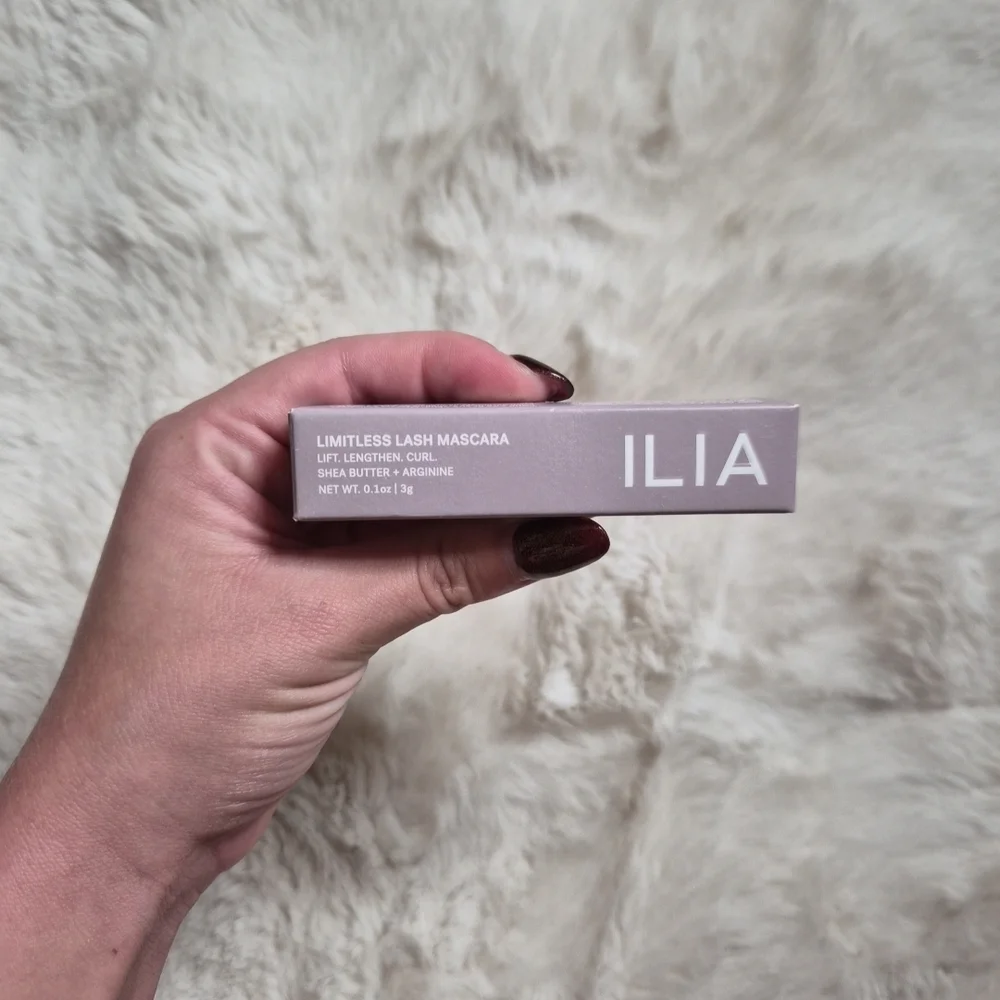 ILIA Limitless Lash Lengthening Mascara AFTER MIDNIGHT BLACK .1oz./3g Mini New ✨